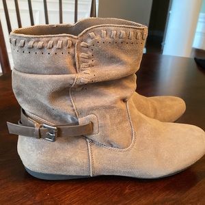 Women’s Boots